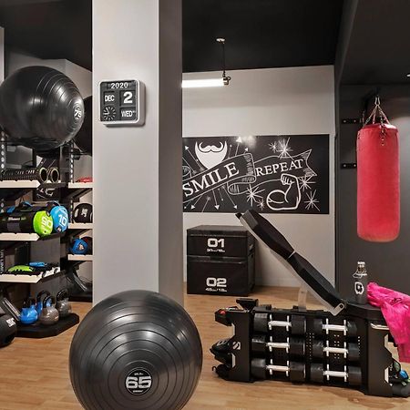 Moxy Lille City المظهر الخارجي الصورة