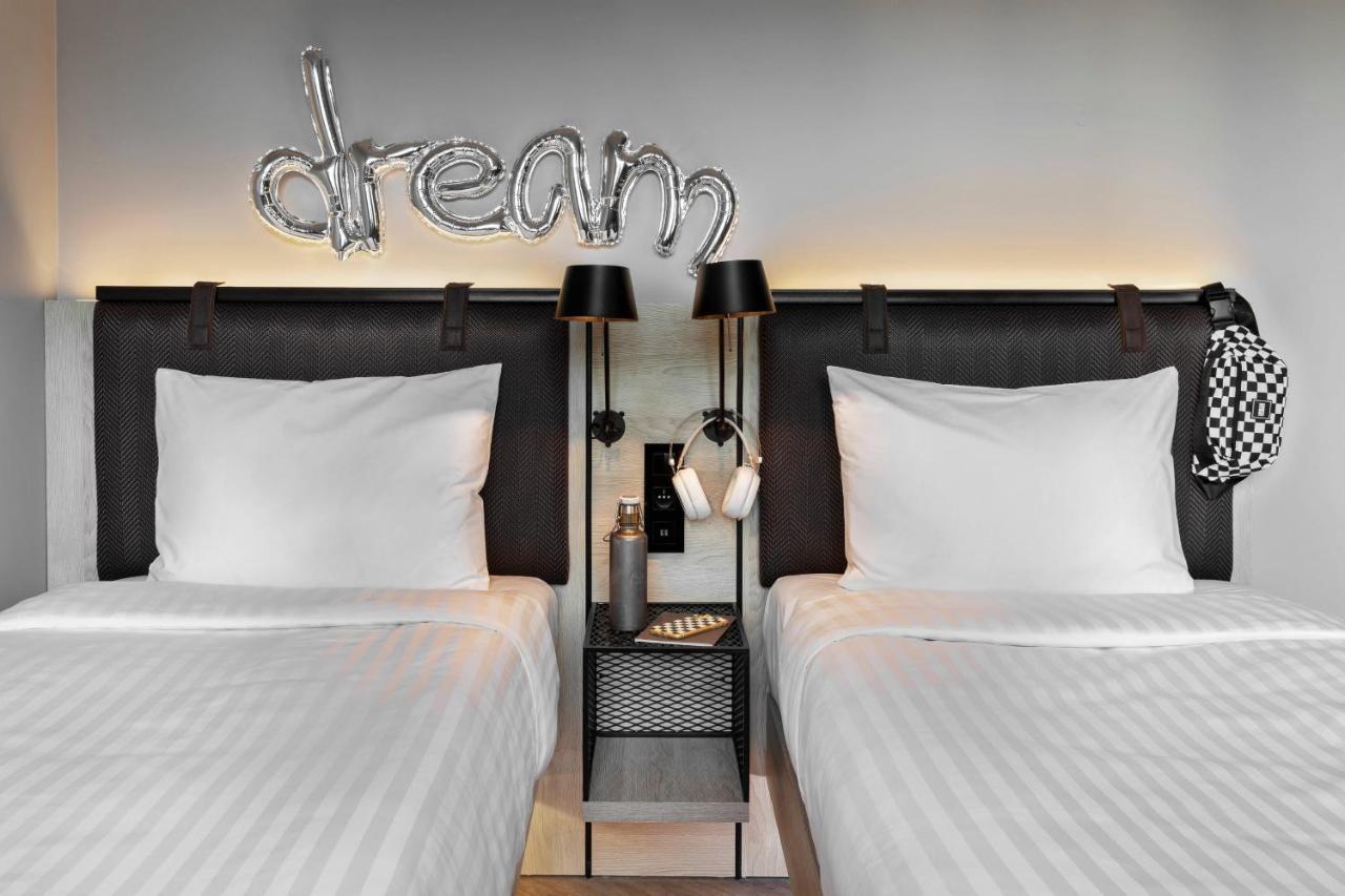 Moxy Lille City المظهر الخارجي الصورة