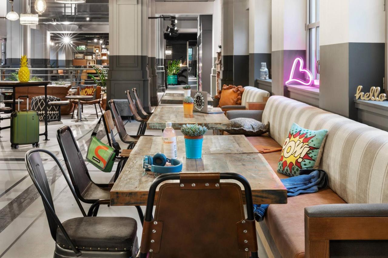 Moxy Lille City المظهر الخارجي الصورة